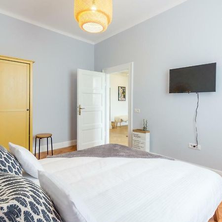 City Chic 3 Bedroom Apartment Cluj-Napoca Eksteriør billede