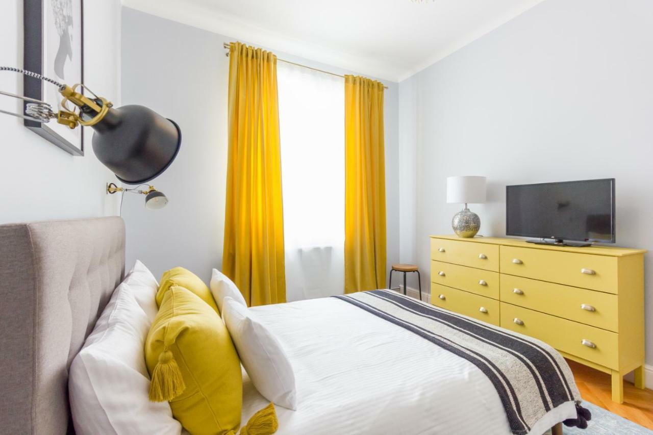 City Chic 3 Bedroom Apartment Cluj-Napoca Eksteriør billede