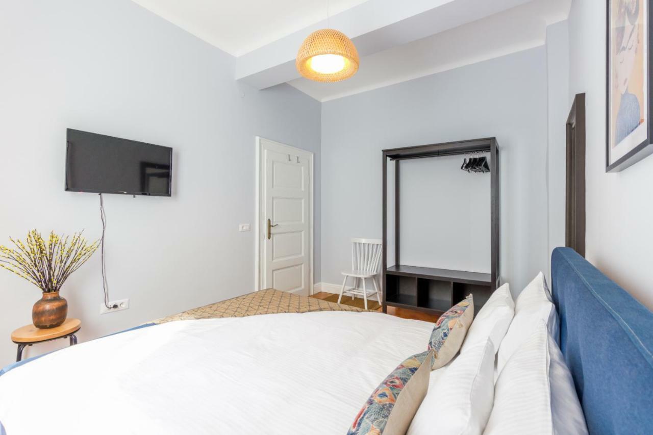 City Chic 3 Bedroom Apartment Cluj-Napoca Eksteriør billede