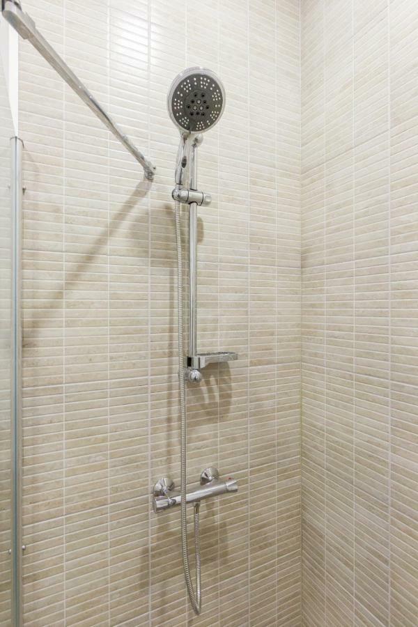 City Chic 3 Bedroom Apartment Cluj-Napoca Eksteriør billede
