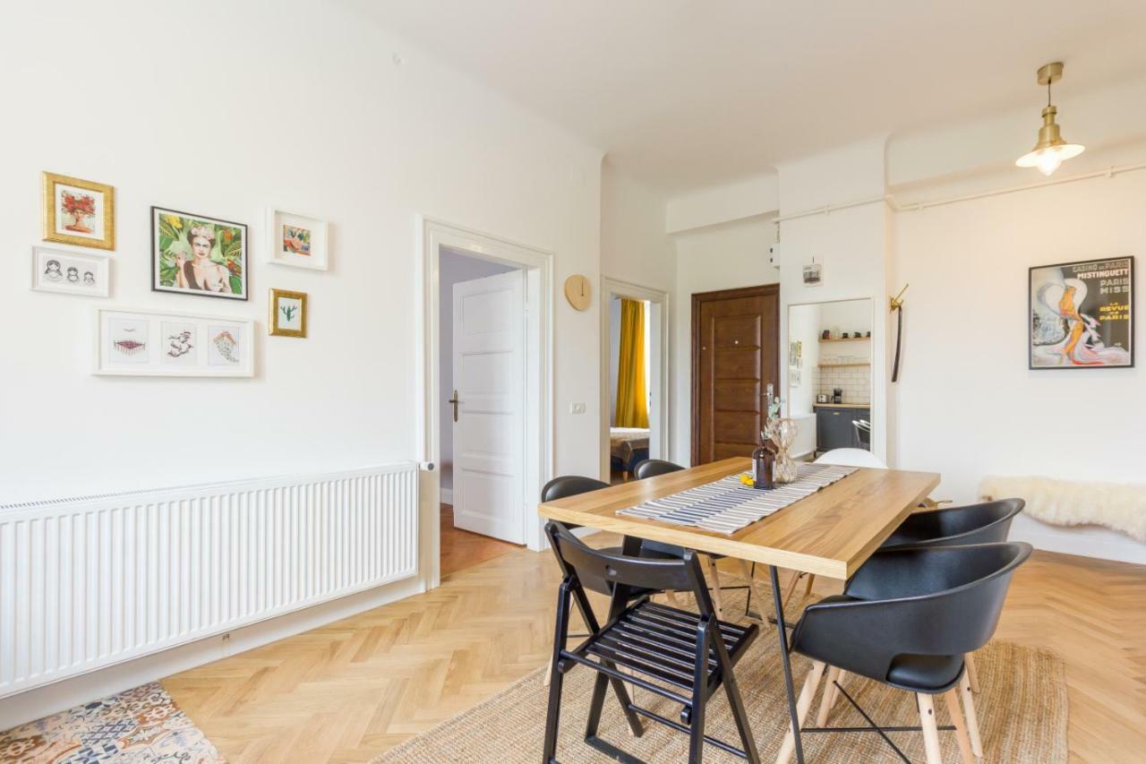 City Chic 3 Bedroom Apartment Cluj-Napoca Eksteriør billede